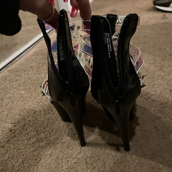 Never worn. No returns - Picture 2 of 3